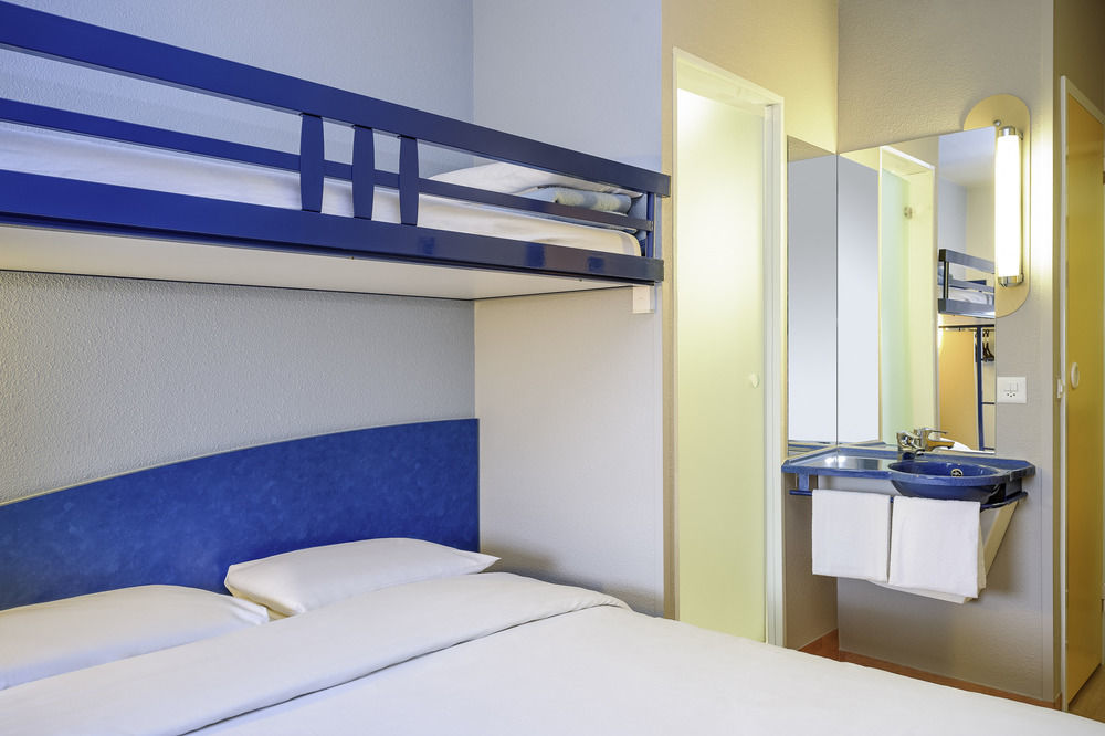 Ibis Budget Cergy St Christophe Exteriér fotografie