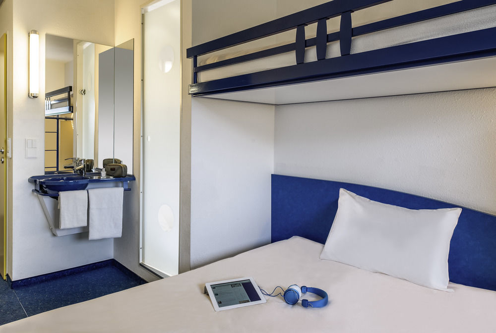 Ibis Budget Cergy St Christophe Exteriér fotografie