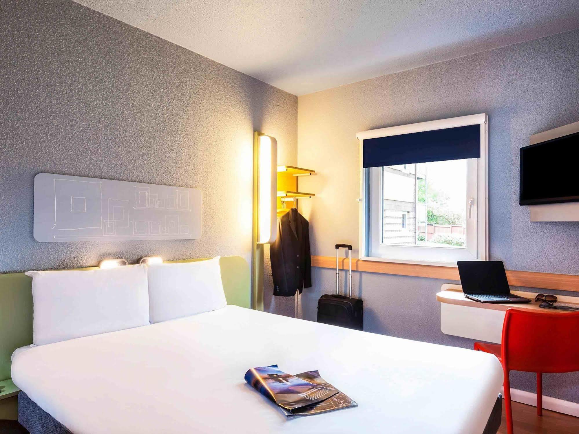 Ibis Budget Cergy St Christophe Exteriér fotografie