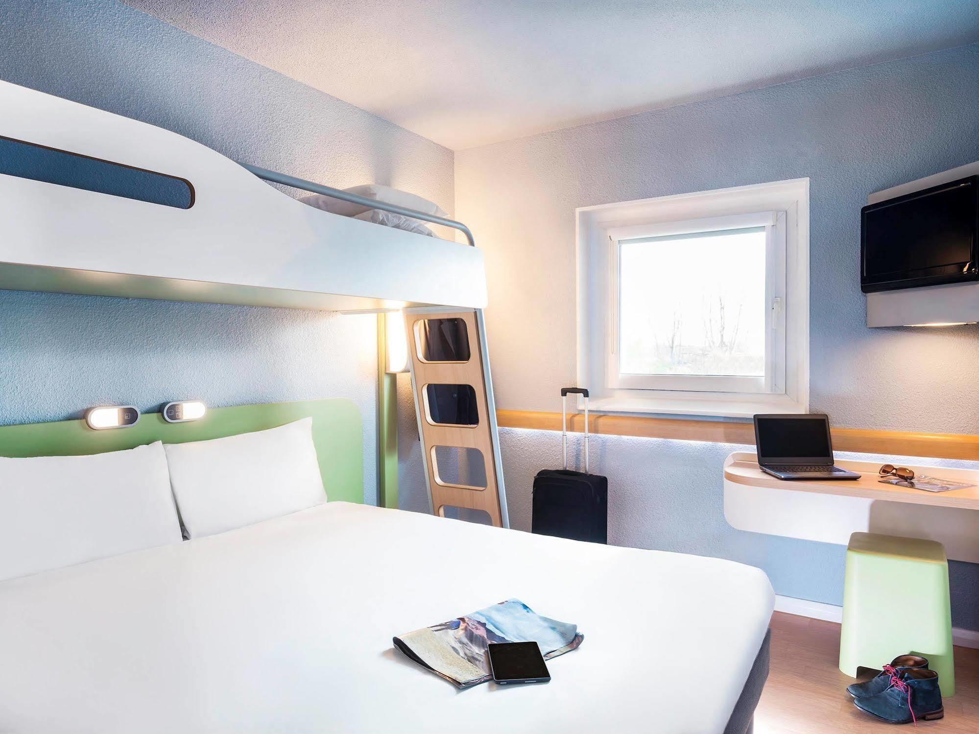 Ibis Budget Cergy St Christophe Exteriér fotografie